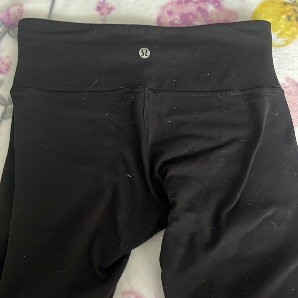 Black Lululemon leggings